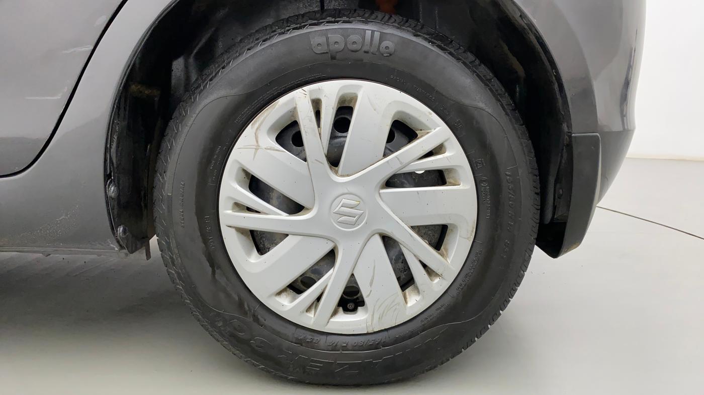2015 Maruti Swift VXI D, CNG, Manual, 31,645 km, Left Rear Wheel