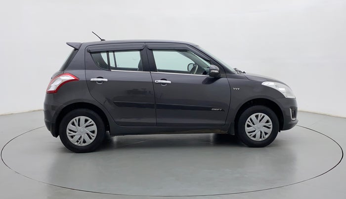 2015 Maruti Swift VXI D, CNG, Manual, 31,645 km, Right Side