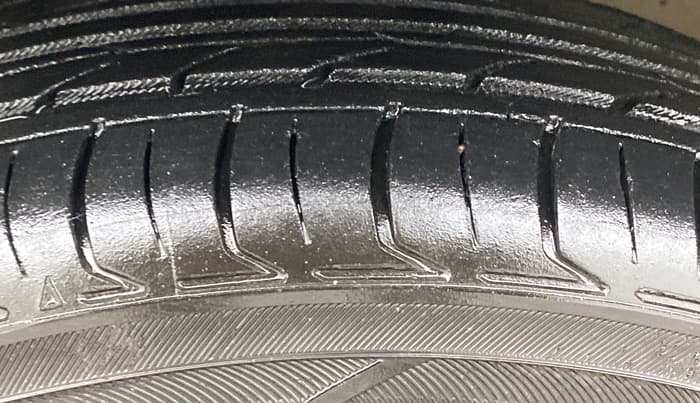2021 Tata TIGOR XE PETROL, Petrol, Manual, 1,10,068 km, Left Front Tyre Tread