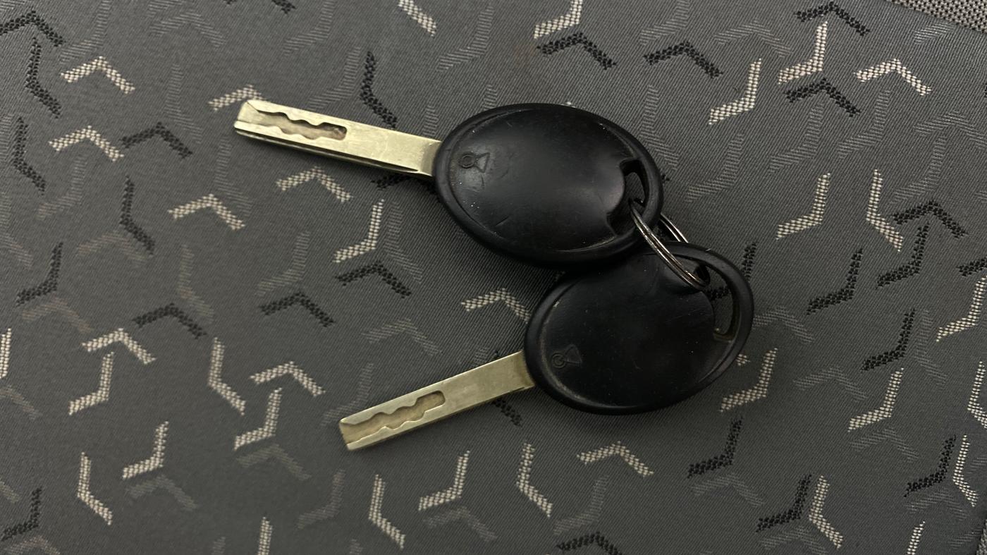 2021 Tata TIGOR XE PETROL, Petrol, Manual, 1,10,068 km, Key Close Up