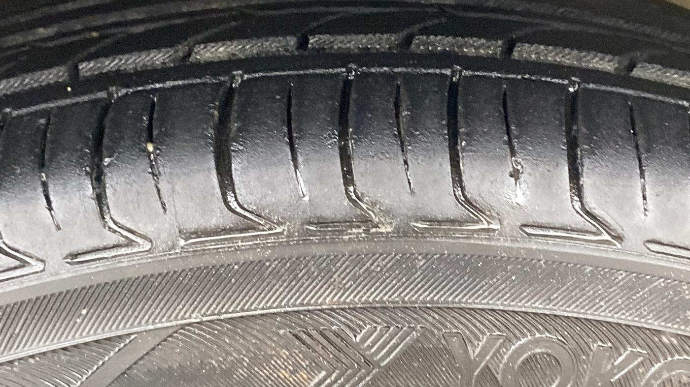 2021 Tata TIGOR XE PETROL, Petrol, Manual, 1,10,068 km, Right Front Tyre Tread