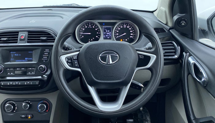 2017 Tata Tiago XZ 1.05 REVOTORQ, Diesel, Manual, 77,189 km, Steering Wheel Close Up
