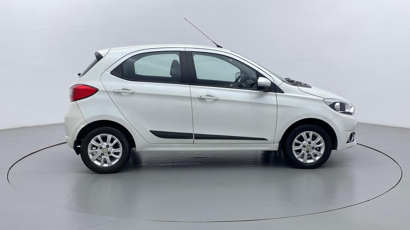 2017 Tata Tiago XZ 1.05 REVOTORQ, Diesel, Manual, 77,189 km, Right Side View