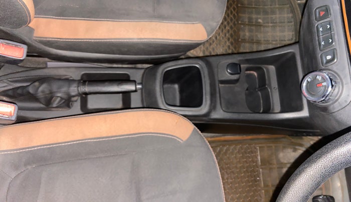 2017 Renault Kwid CLIMBER 1.0 AMT, Petrol, Automatic, 20,515 km, Gear Lever