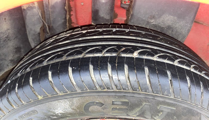 2016 Fiat Punto EVO DYNAMIC 1.2, Petrol, Manual, 60,364 km, Right Rear Tyre Tread