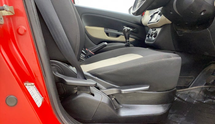 2016 Fiat Punto EVO DYNAMIC 1.2, Petrol, Manual, 60,364 km, Driver Side Adjustment Panel