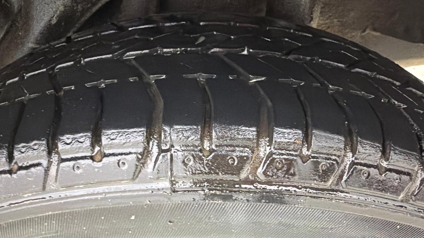 2013 Honda Amaze 1.2L I-VTEC S, Petrol, Manual, 65,948 km, Left Rear Tyre Tread