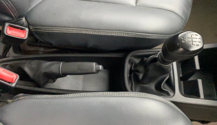 2021 Renault Kwid RXL, Petrol, Manual, 28,260 km, Gear Lever