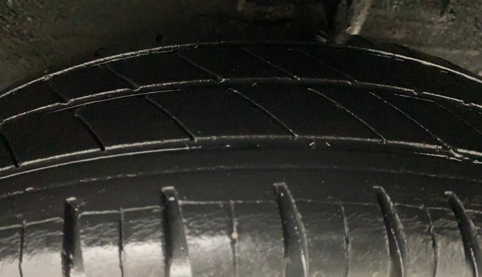 2021 Renault Kwid RXL, Petrol, Manual, 28,260 km, Left Rear Tyre Tread