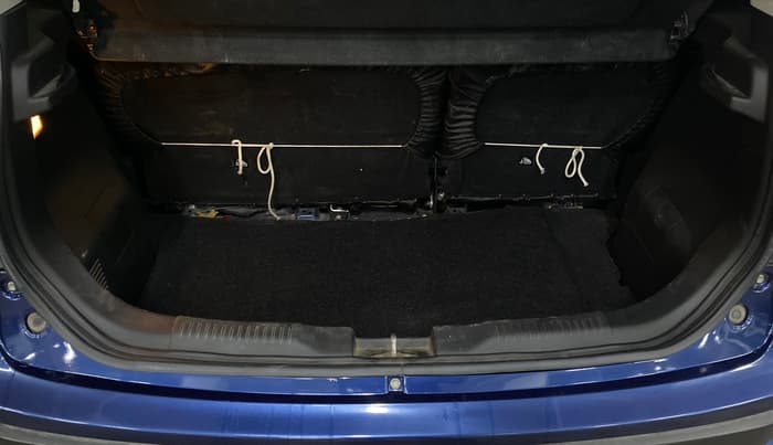 2019 Maruti IGNIS ZETA 1.2, Petrol, Manual, 64,610 km, Boot Inside