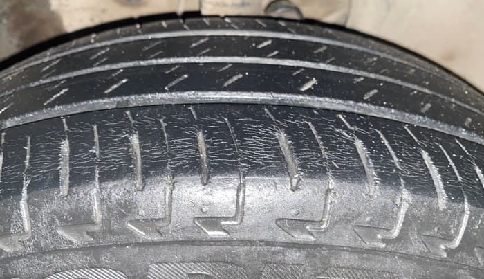 2019 Maruti IGNIS ZETA 1.2, Petrol, Manual, 64,610 km, Right Front Tyre Tread