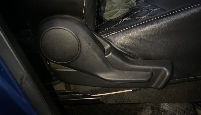2019 Maruti IGNIS ZETA 1.2, Petrol, Manual, 64,610 km, Driver Side Adjustment Panel