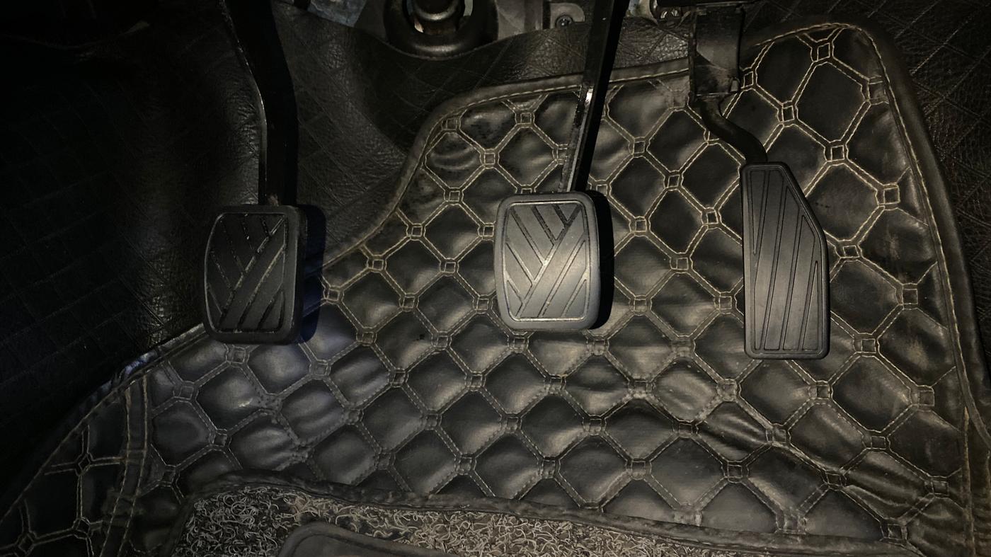 2019 Maruti IGNIS ZETA 1.2, Petrol, Manual, 64,610 km, Pedals