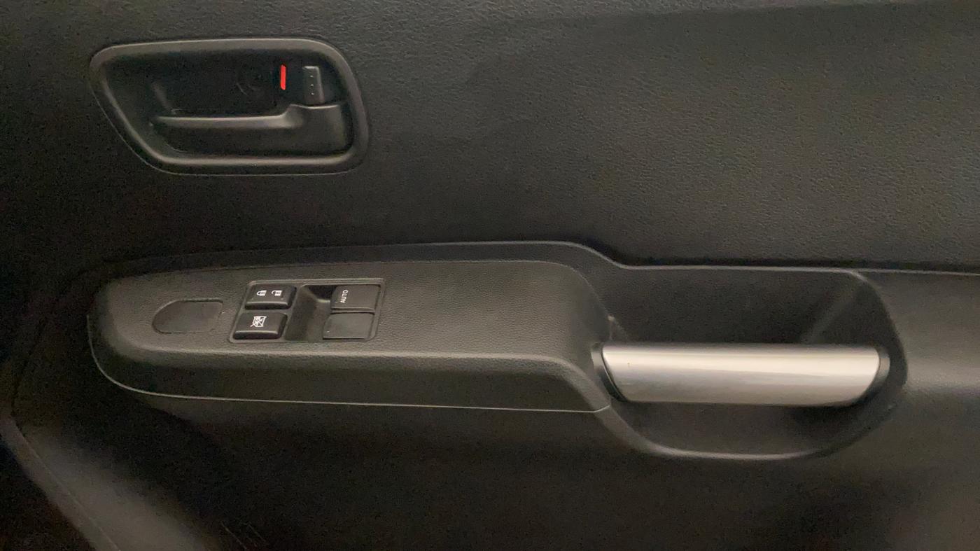 2026 Maruti IGNIS SIGMA 1.2, Petrol, Manual, 4,693 km, Driver Side Door Panels Control