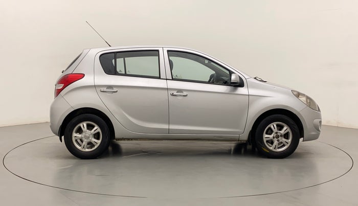 2010 Hyundai i20 ASTA 1.2, Petrol, Manual, 1,03,530 km, Right Side View