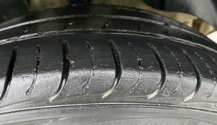 2020 KIA SELTOS HTK PLUS AT 1.5 DIESEL, Diesel, Automatic, 36,352 km, Left Rear Tyre Tread