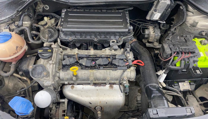 2015 Skoda Rapid 1.6 MPI ELEGANCE PLUS, Petrol, Manual, 1,26,232 km, Engine View