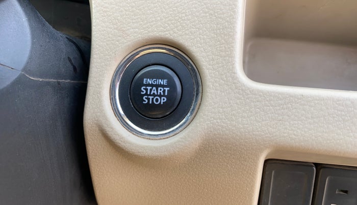 2015 Maruti Ciaz ZDI+ SHVS, Diesel, Manual, 72,810 km, Keyless Start/ Stop Button