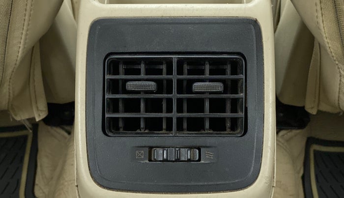 2019 Maruti Dzire ZDI AMT, Diesel, Automatic, 68,965 km, Rear AC Vents