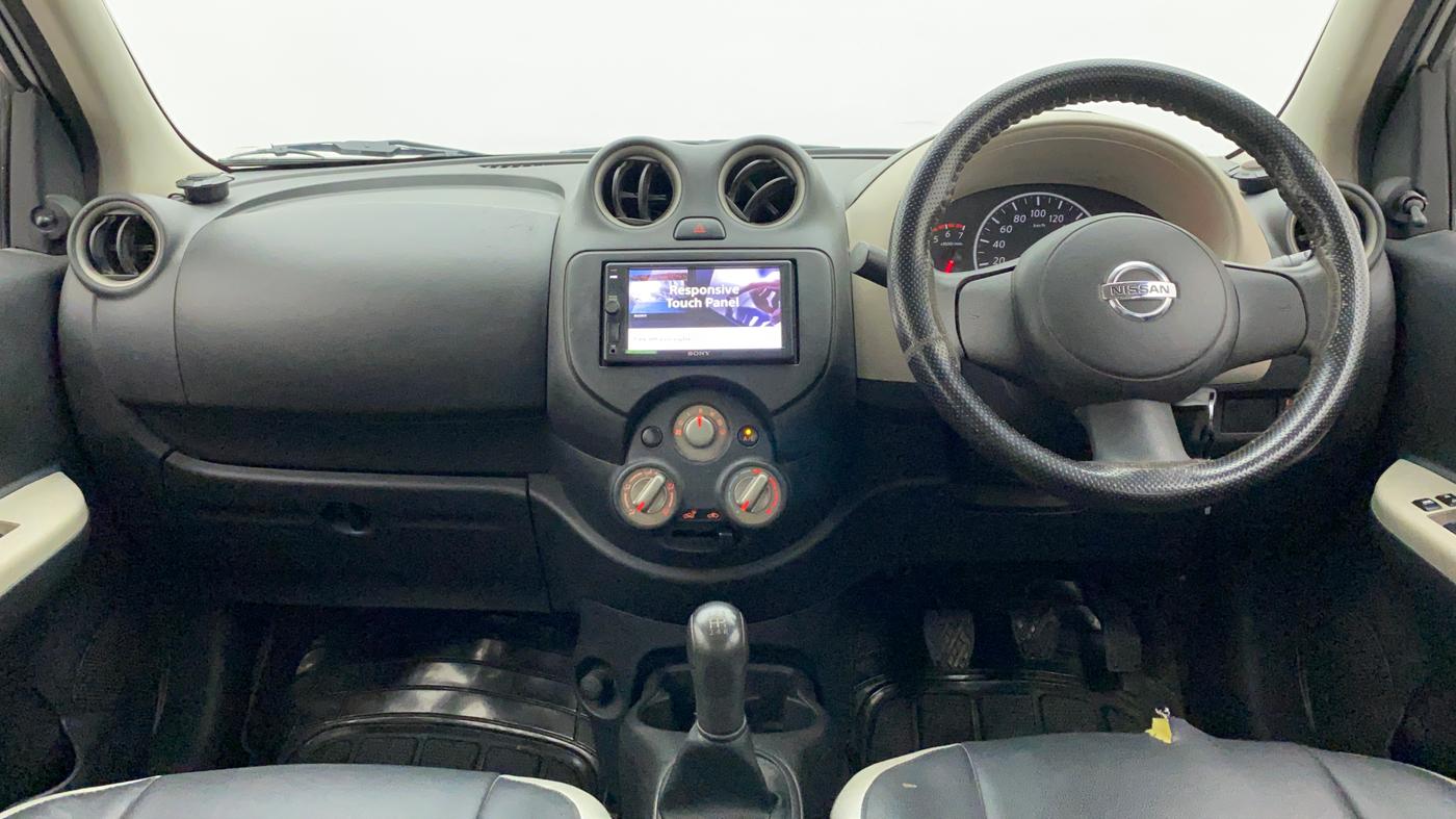 2013 Nissan Micra Active XV, Petrol, Manual, 32,132 km, Dashboard