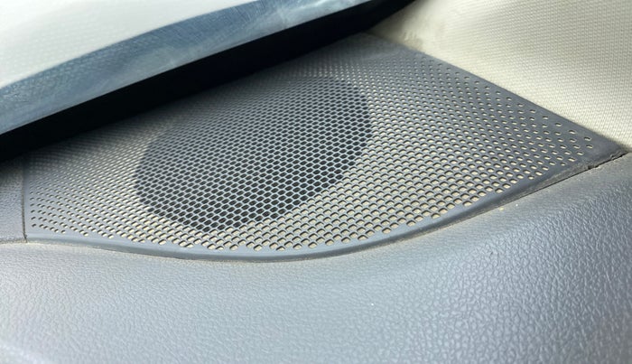 2015 Renault Kwid RXL, Petrol, Manual, 46,641 km, Speaker