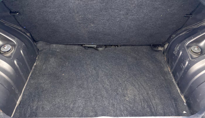 2015 Renault Kwid RXL, Petrol, Manual, 46,641 km, Boot Inside