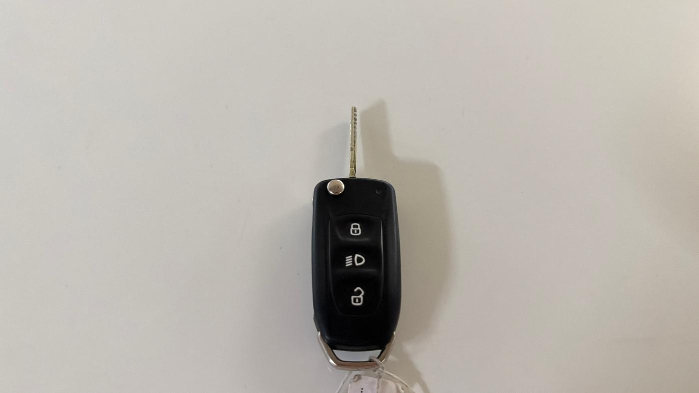 2020 Tata NEXON XM PETROL, Petrol, Manual, 86,625 km, Key Close Up