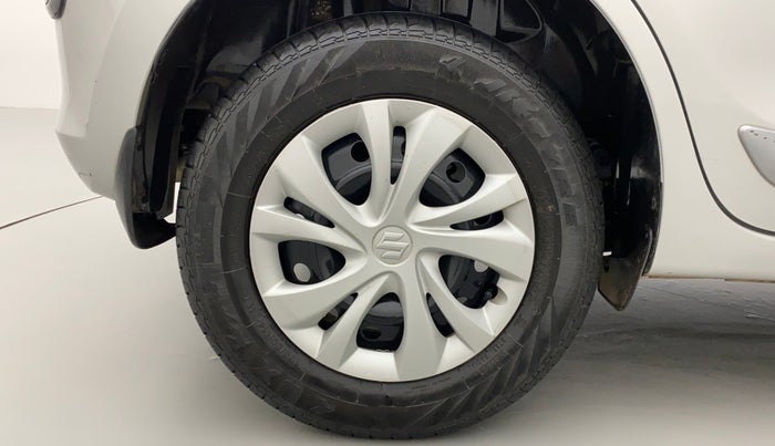 2021 Maruti Swift VXI, Petrol, Manual, 37,171 km, Right Rear Wheel