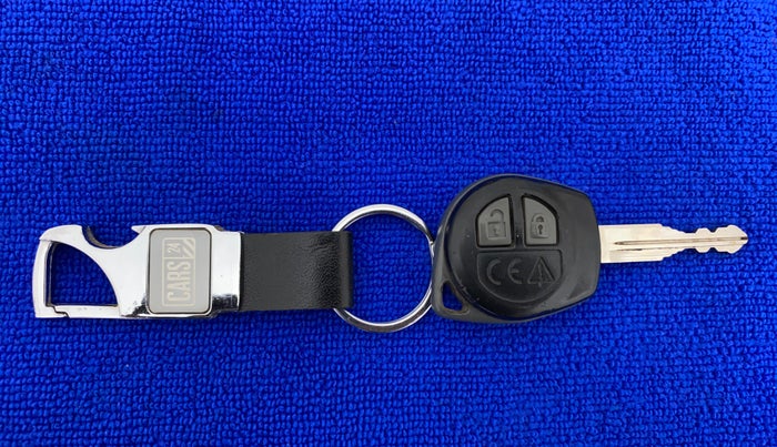2021 Maruti Swift VXI, Petrol, Manual, 37,171 km, Key Close Up