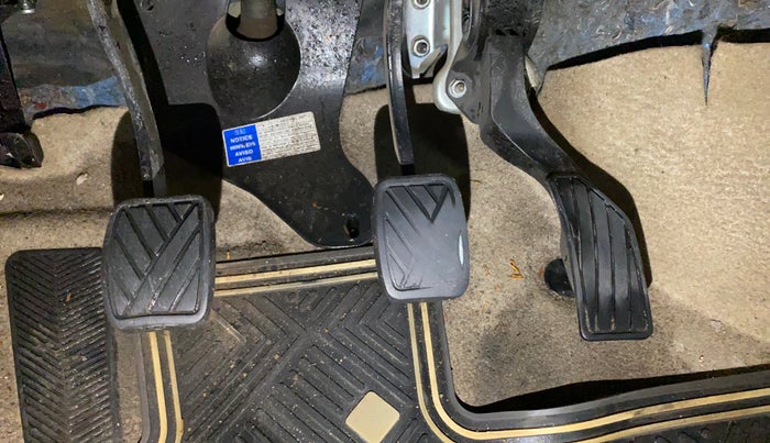 2014 Maruti Ciaz VXI+, Petrol, Manual, 91,661 km, Pedals