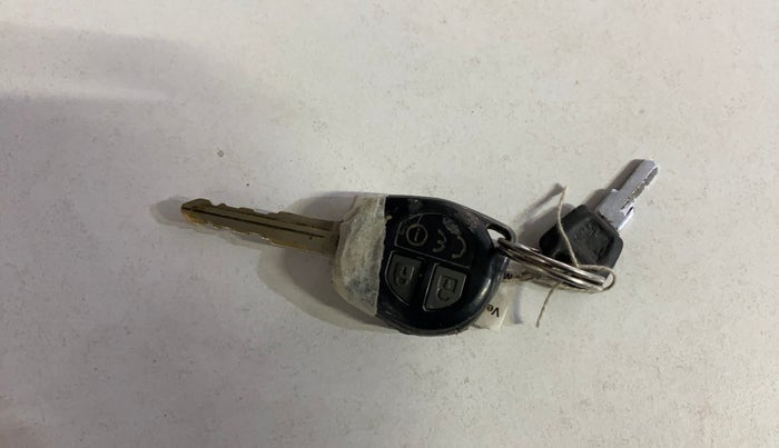 2014 Maruti Ciaz VXI+, Petrol, Manual, 91,661 km, Key Close Up