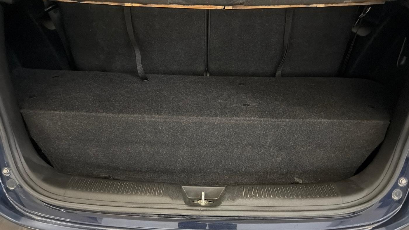 2024 Maruti XL6 ZETA CNG, CNG, Manual, 47,043 km, Boot Inside