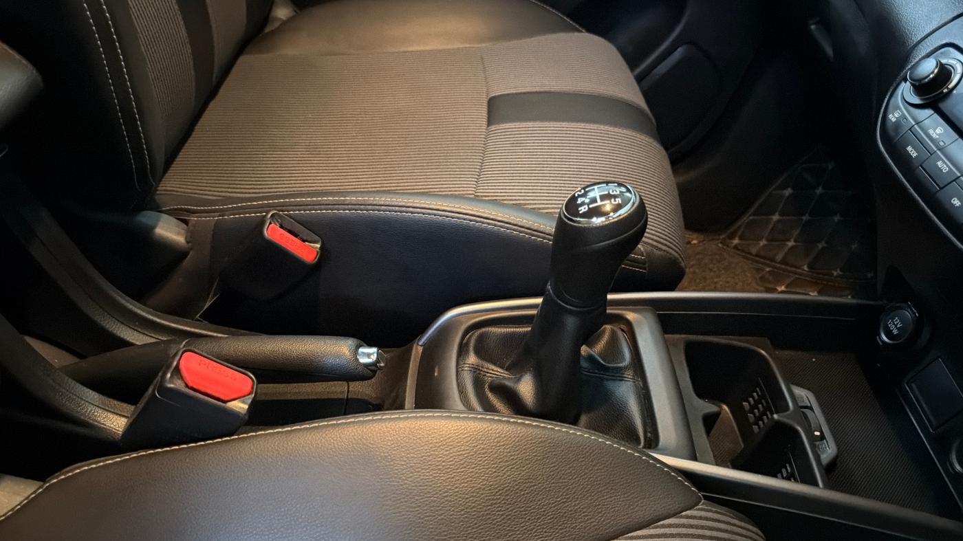 2024 Maruti XL6 ZETA CNG, CNG, Manual, 47,043 km, Gear Lever