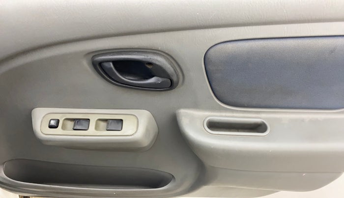 2012 Maruti Alto K10 VXI, Petrol, Manual, 67,547 km, Driver Side Door Panels Control