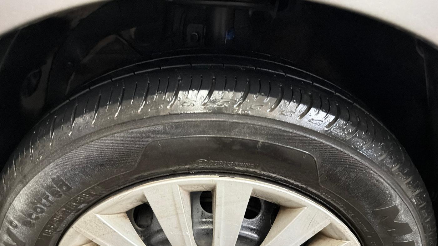 2019 Maruti Baleno DELTA PETROL 1.2, Petrol, Manual, 78,212 km, Left Front Tyre Tread