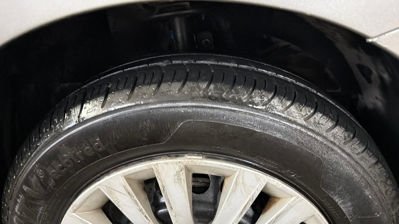 2019 Maruti Baleno DELTA PETROL 1.2, Petrol, Manual, 78,212 km, Right Front Tyre Tread