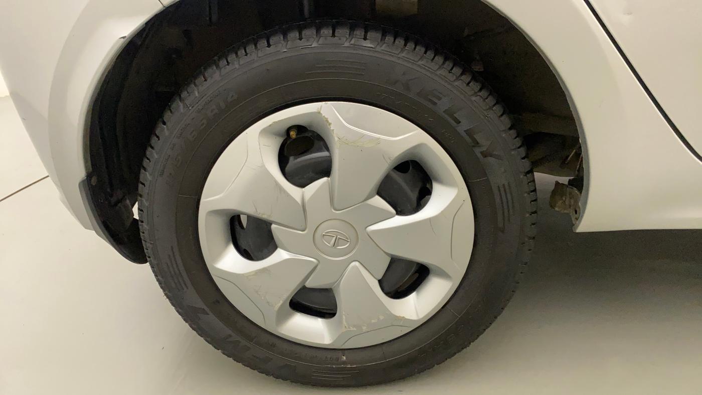 2020 Tata Tiago XT PETROL, Petrol, Manual, 51,254 km, Right Rear Wheel