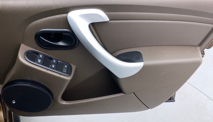 2018 Renault Duster 85 PS RXE, Diesel, Manual, 28,510 km, Driver Side Door Panels Control