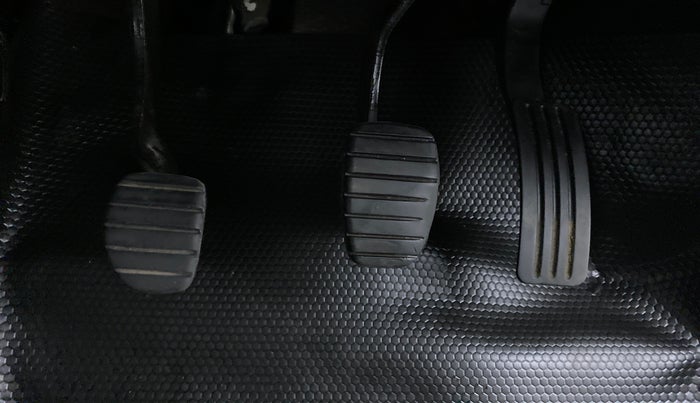 2018 Renault Duster 85 PS RXE, Diesel, Manual, 28,510 km, Pedals