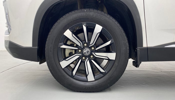 2020 MG HECTOR SHARP DCT PETROL, Petrol, Automatic, 10,659 km, Left Front Wheel