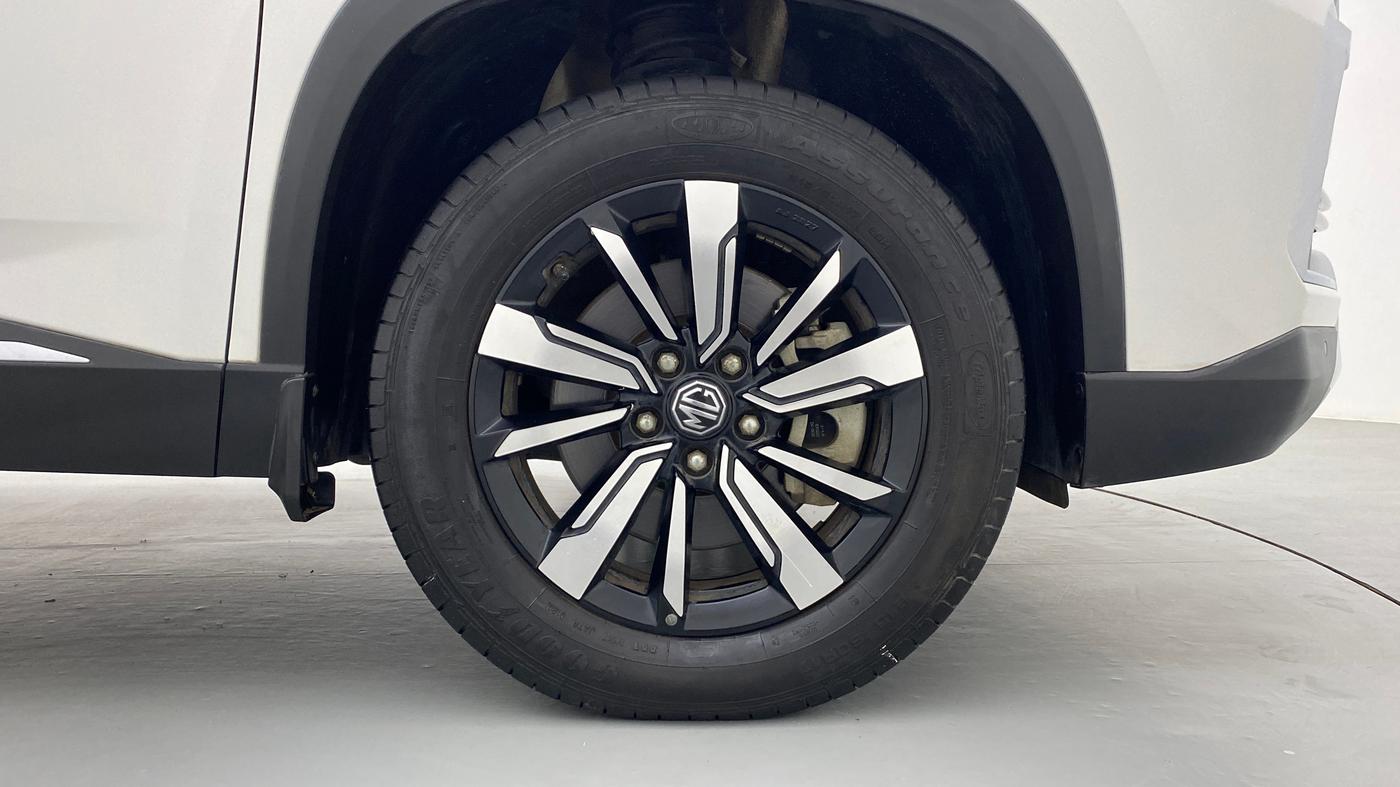 2020 MG HECTOR SHARP DCT PETROL, Petrol, Automatic, 10,659 km, Right Front Wheel
