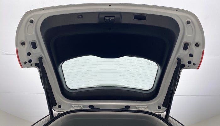 2020 MG HECTOR SHARP DCT PETROL, Petrol, Automatic, 10,659 km, Boot Door Open