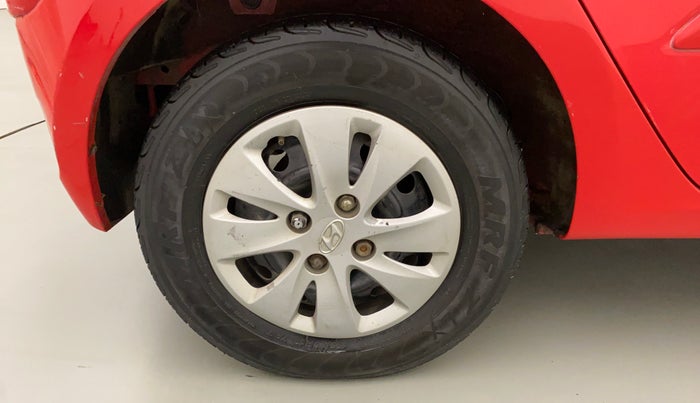 2011 Hyundai i10 SPORTZ 1.2 AT, Petrol, Automatic, 65,895 km, Right Rear Wheel