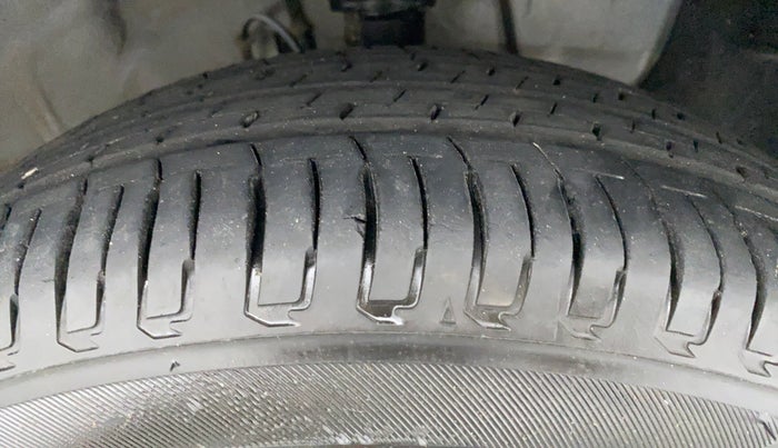 2020 Hyundai Elite i20 1.2 SPORTS PLUS VTVT, Petrol, Manual, 5,960 km, Right Front Tyre Tread