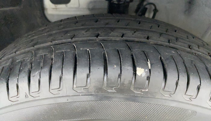 2020 Hyundai Elite i20 1.2 SPORTS PLUS VTVT, Petrol, Manual, 5,960 km, Left Front Tyre Tread