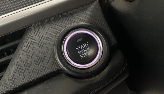 2024 Tata NEXON FEARLESS + SUNROOF DCA DUAL TONE 1.2 PETROL, Petrol, Automatic, 26,543 km, Keyless Start/ Stop Button