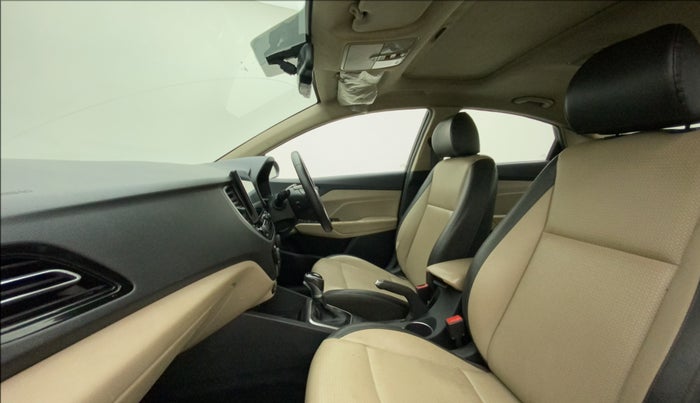 2021 Hyundai Verna SX (O) 1.5 CRDI AT, Diesel, Automatic, 63,807 km, Right Side Front Door Cabin