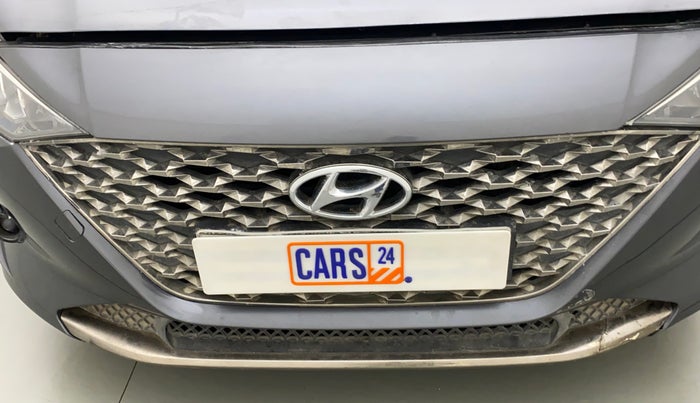 2021 Hyundai Verna SX (O) 1.5 CRDI AT, Diesel, Automatic, 63,807 km, Front bumper - Chrome strip damage