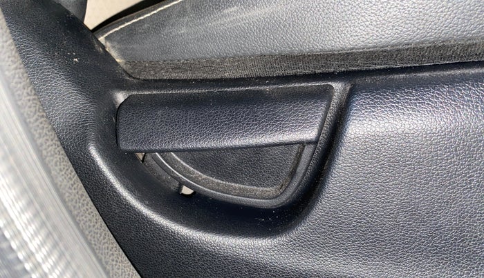 2019 Hyundai NEW SANTRO MAGNA AMT, Petrol, Automatic, 16,359 km, Driver Side Adjustment Panel