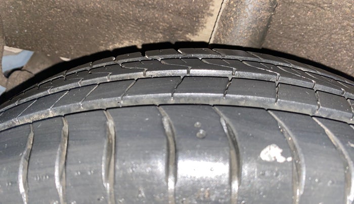 2019 Hyundai NEW SANTRO MAGNA AMT, Petrol, Automatic, 16,359 km, Right Rear Tyre Tread